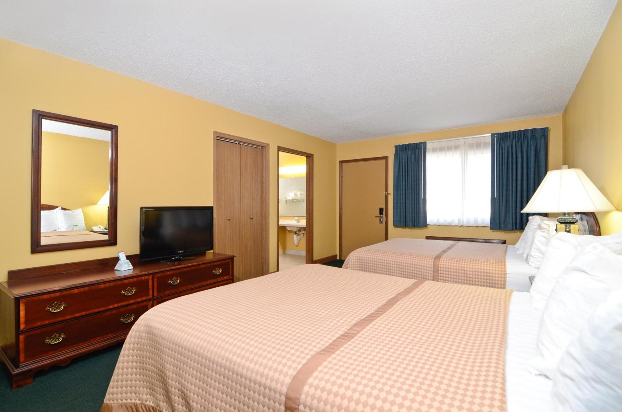 Americas Best Value Inn Iola Buitenkant foto